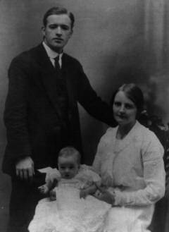 baby William c1916